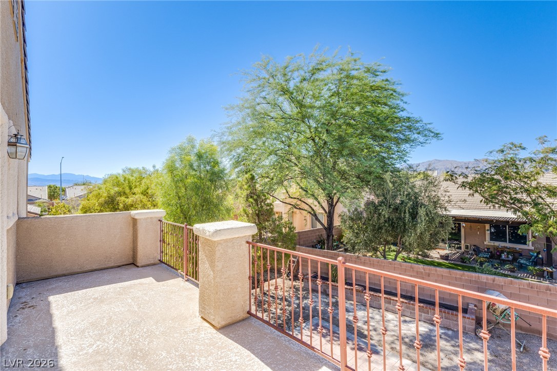 124 Sharp Edge Avenue North Las Vegas NV 89031