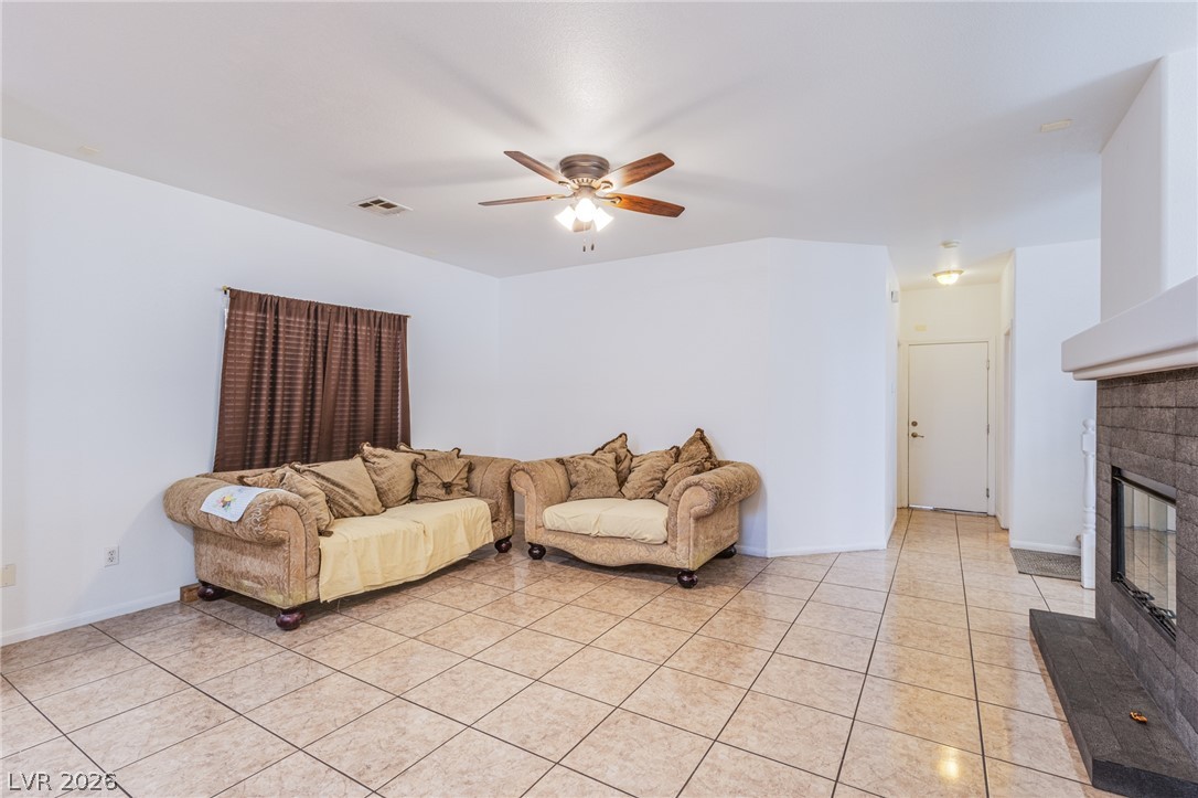 124 Sharp Edge Avenue North Las Vegas NV 89031
