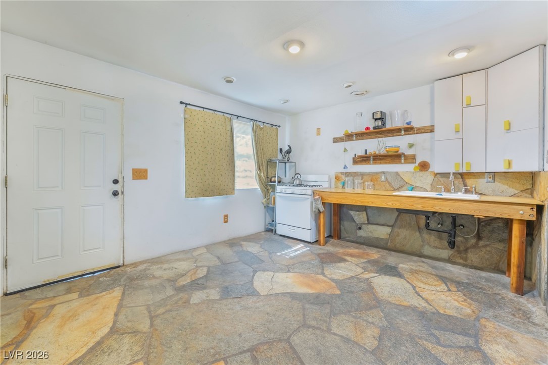 2532 Arrowhead Street North Las Vegas NV 89030