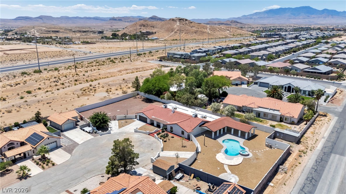9130 Belcastro Street Las Vegas NV 89113
