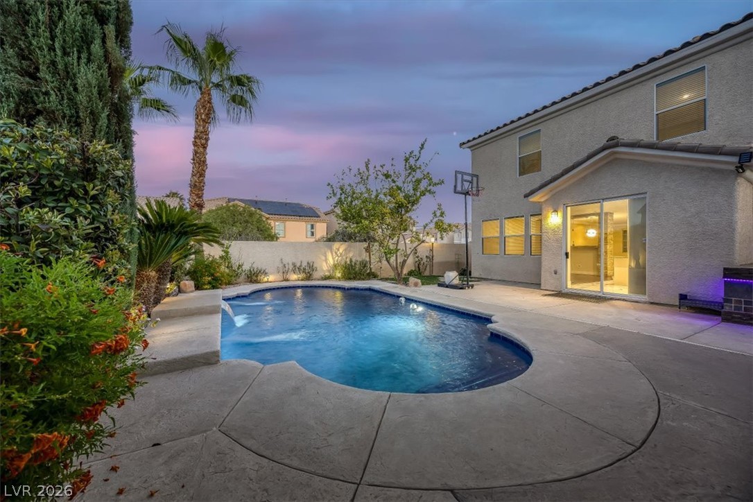 262 Fox Lake Avenue Las Vegas NV 89148