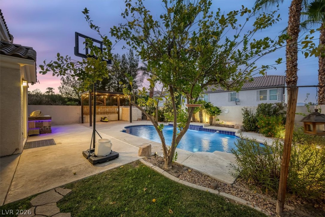 262 Fox Lake Avenue Las Vegas NV 89148