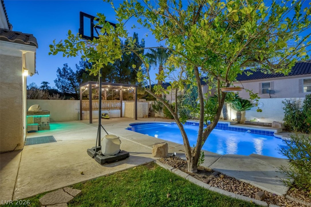 262 Fox Lake Avenue Las Vegas NV 89148