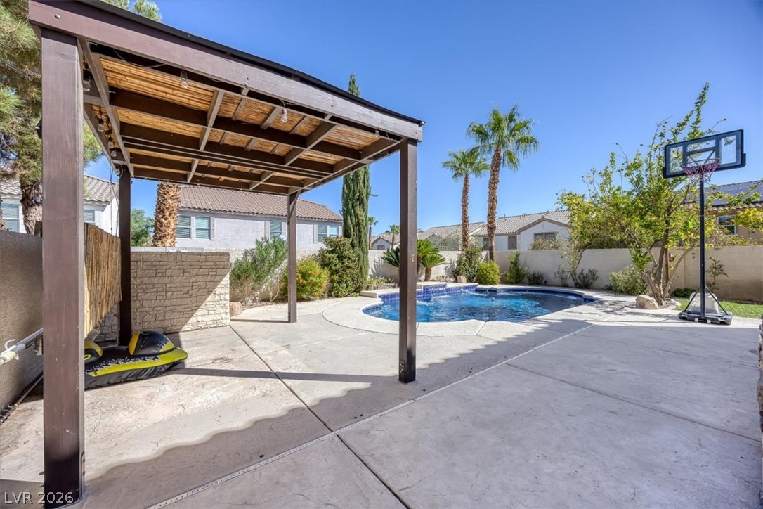 262 Fox Lake Avenue Las Vegas NV 89148