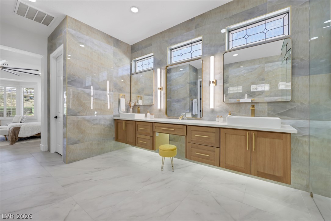 5015 Rivedro Street Las Vegas NV 89135