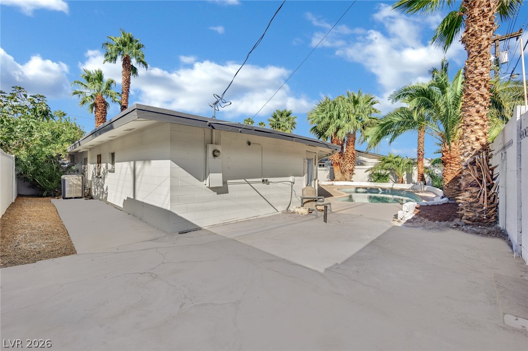 2325 Sombrero Drive Las Vegas NV 89169