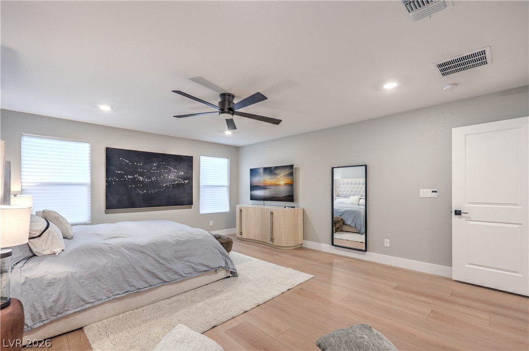 9748 Manchester Peak Avenue Las Vegas NV 89178