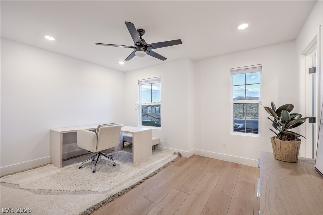 9748 Manchester Peak Avenue Las Vegas NV 89178