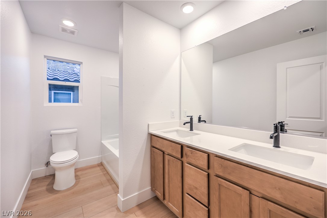 9748 Manchester Peak Avenue Las Vegas NV 89178