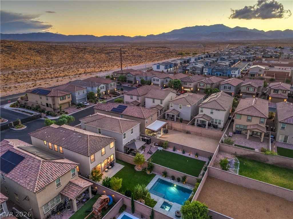 9748 Manchester Peak Avenue Las Vegas NV 89178