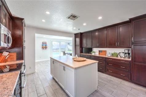 1441 Price Street Henderson NV 89011