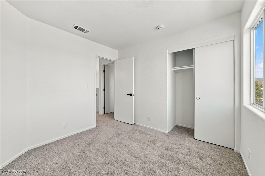 7528 Fencerow Street Las Vegas NV 89131