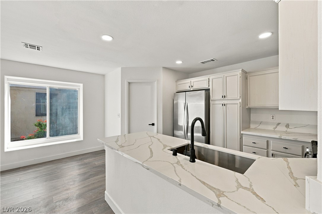 7528 Fencerow Street Las Vegas NV 89131