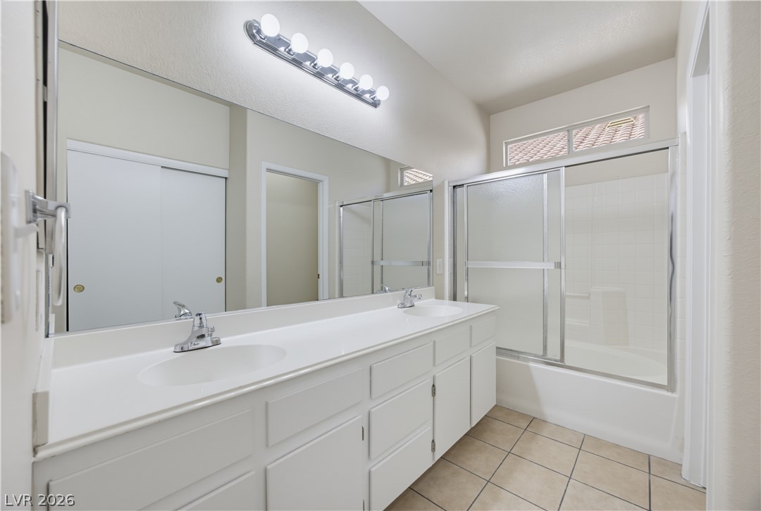 1904 Betsy Ross Drive Las Vegas NV 89108