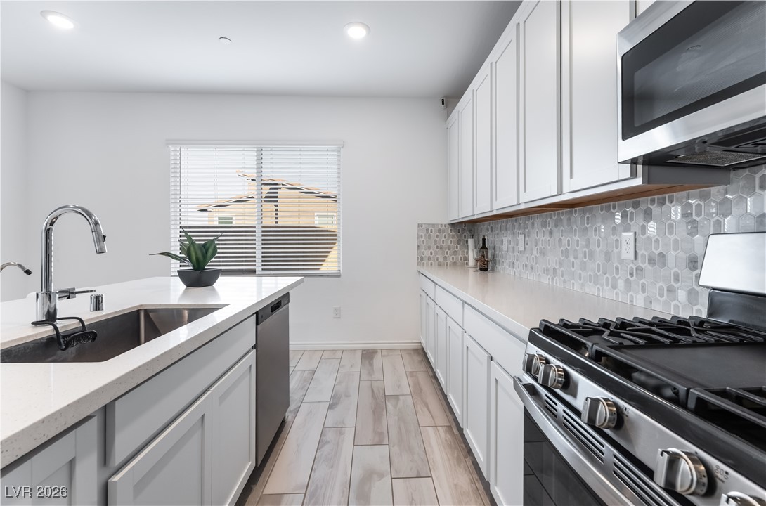 8866 Mountain Lion Avenue Las Vegas NV 89166
