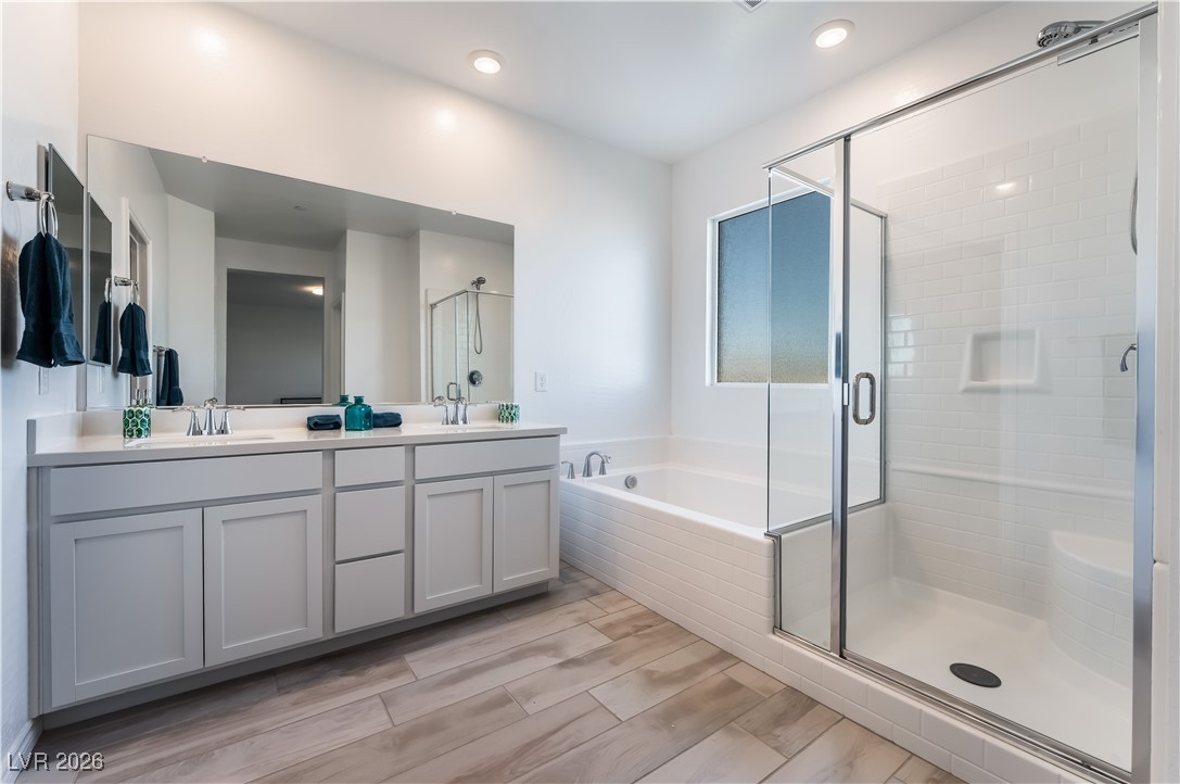 8866 Mountain Lion Avenue Las Vegas NV 89166