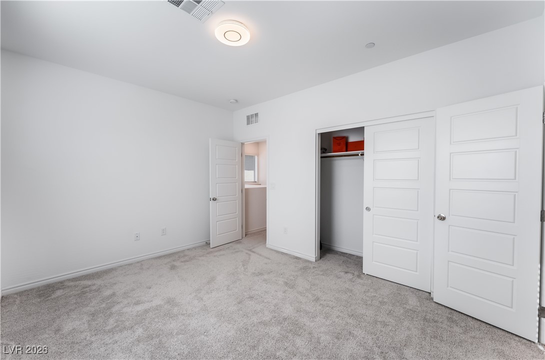 8866 Mountain Lion Avenue Las Vegas NV 89166
