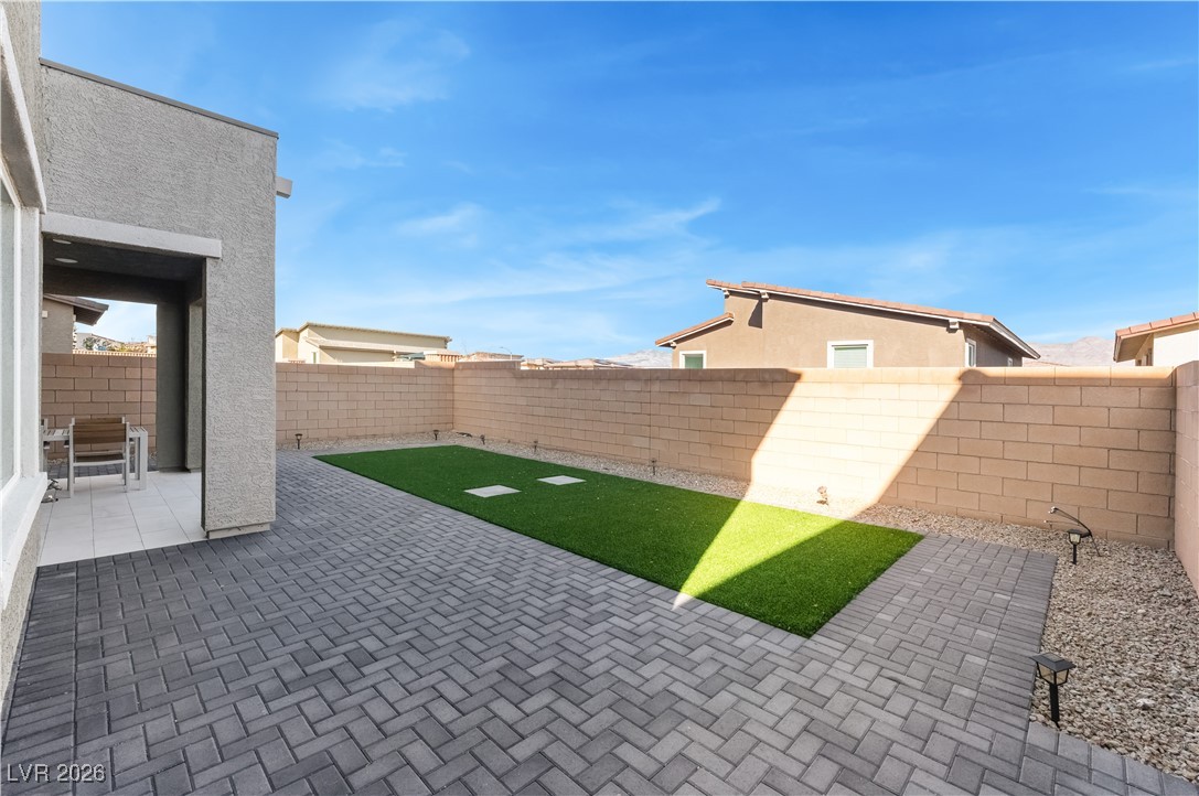 8866 Mountain Lion Avenue Las Vegas NV 89166