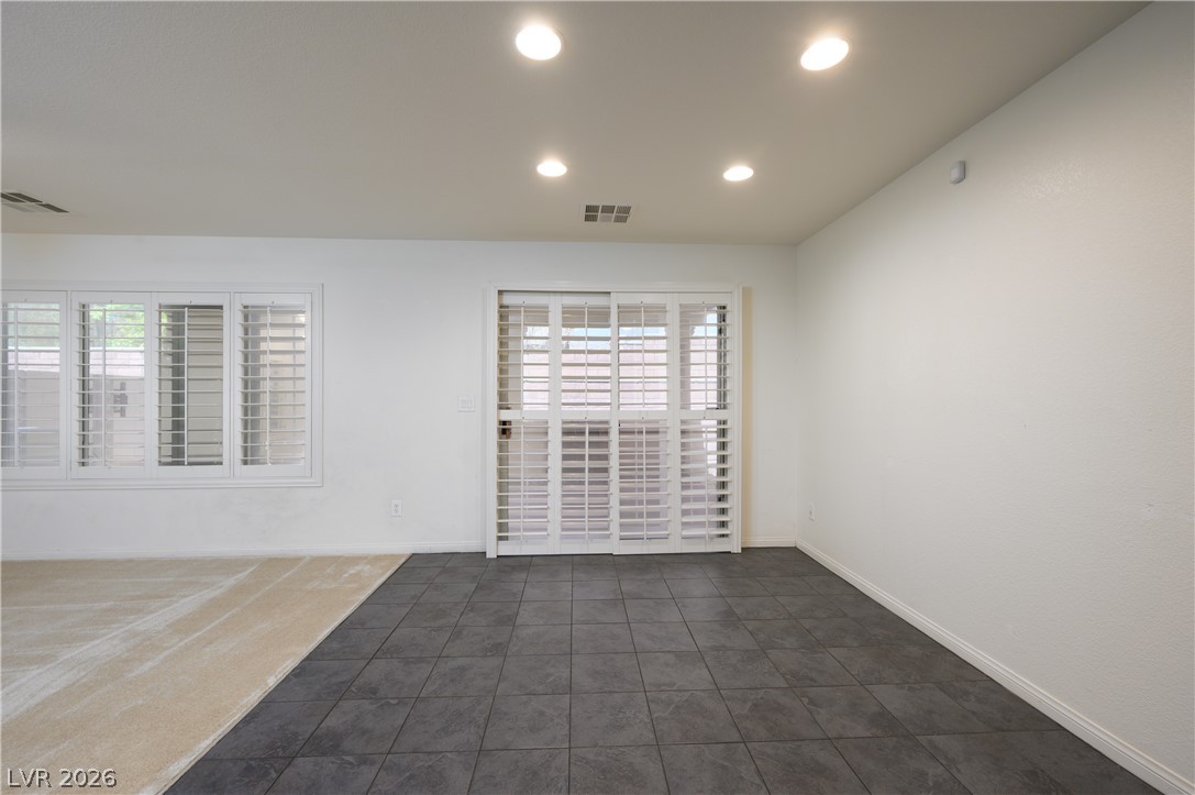 10027 Otterburn Street Las Vegas NV 89178