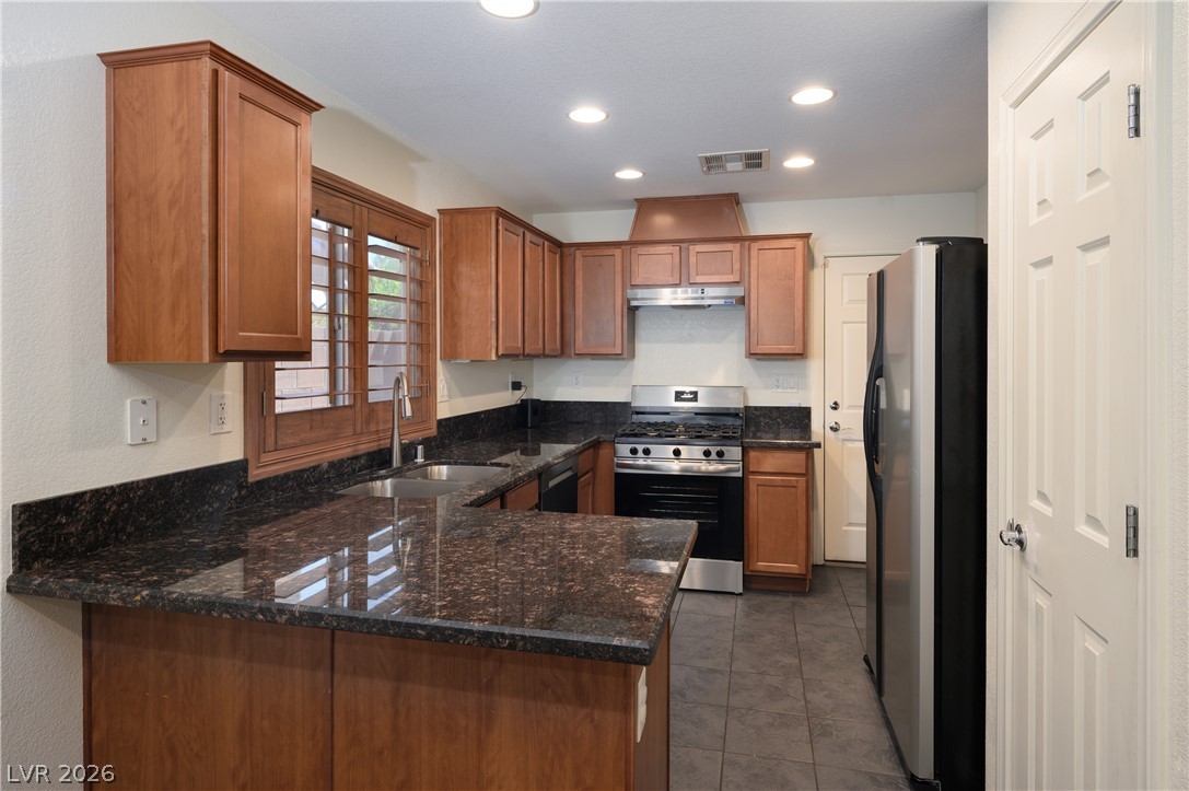 10027 Otterburn Street Las Vegas NV 89178