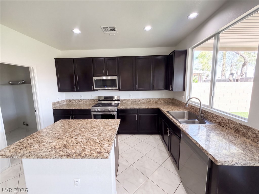 7878 Mohican Canyon Street Las Vegas NV 89113