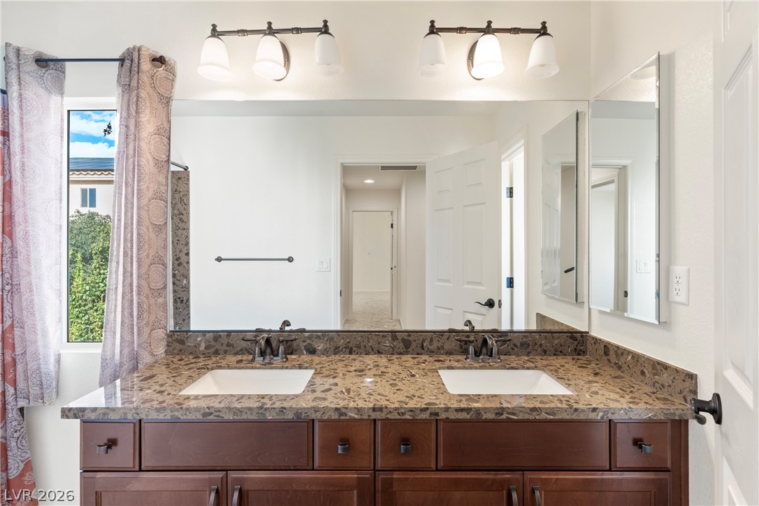 10646 Aphrodite Street Las Vegas NV 89183