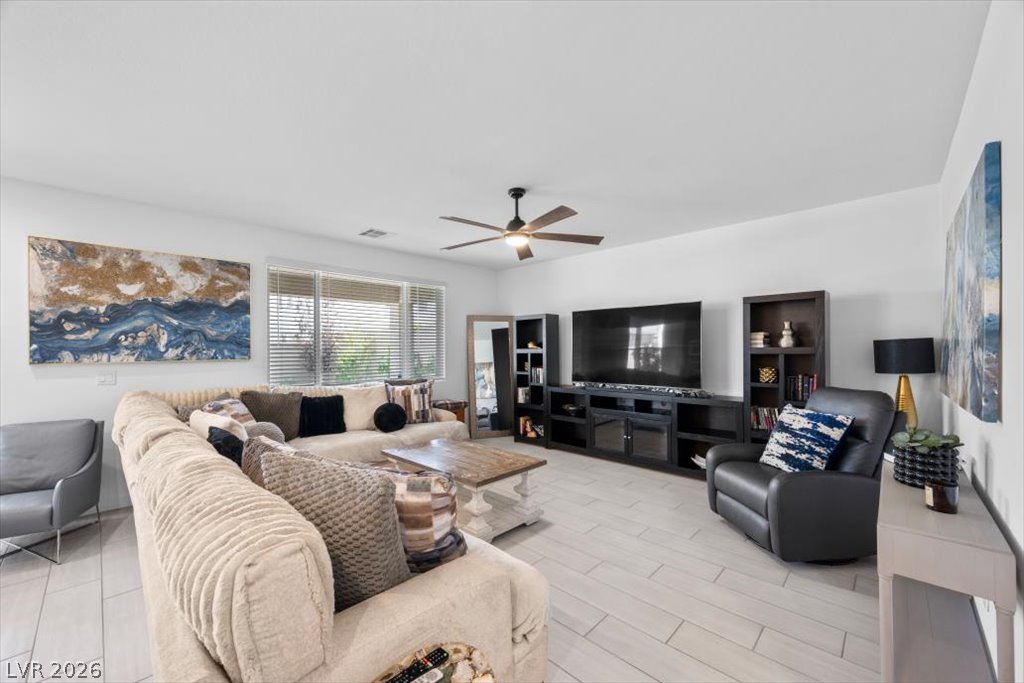 9933 Belikove Manor Avenue Las Vegas NV 89178