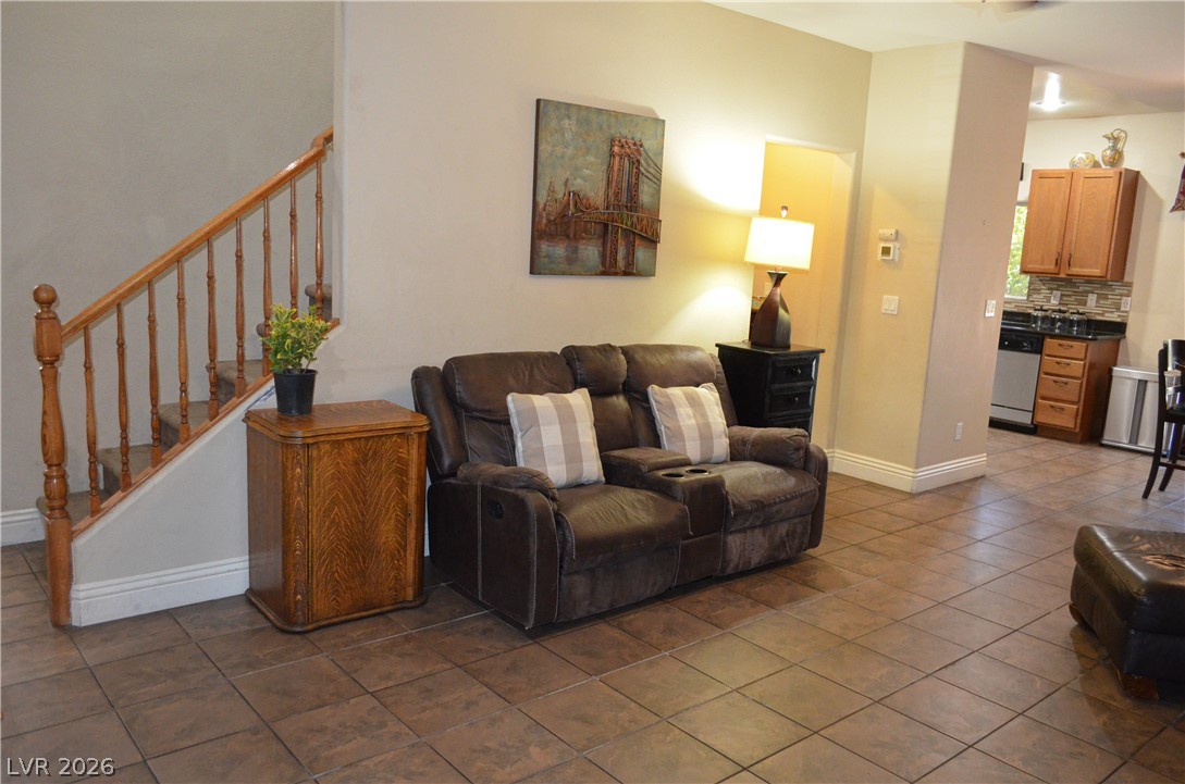 5596 Prospectors Creek Way Las Vegas NV 89122
