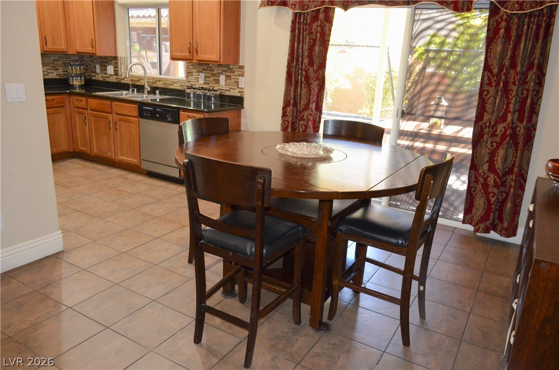 5596 Prospectors Creek Way Las Vegas NV 89122