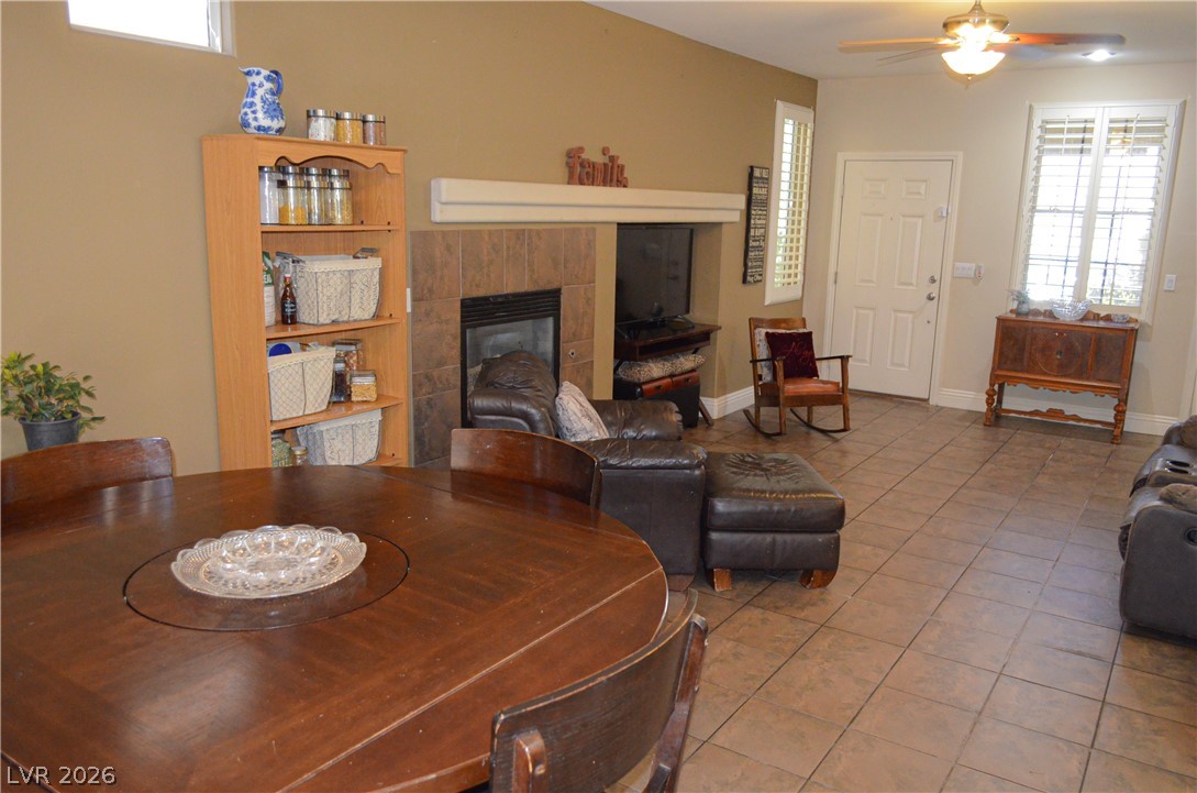 5596 Prospectors Creek Way Las Vegas NV 89122