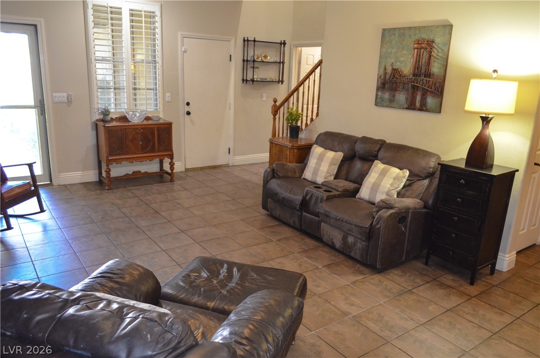 5596 Prospectors Creek Way Las Vegas NV 89122
