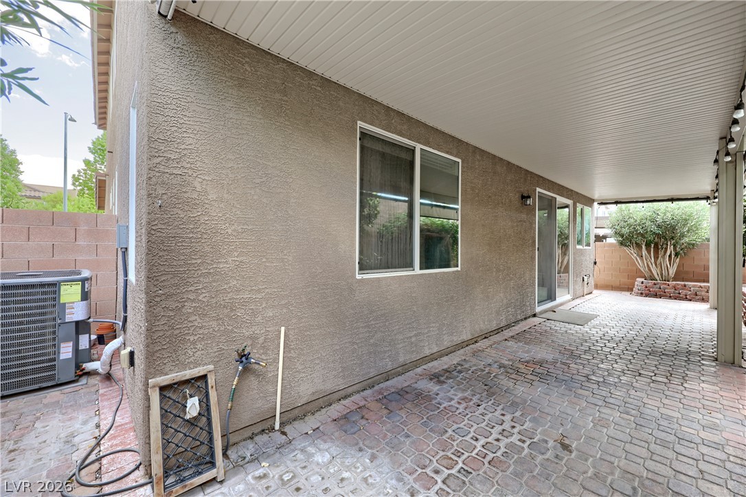 6781 Bristle Falls Street Las Vegas NV 89149