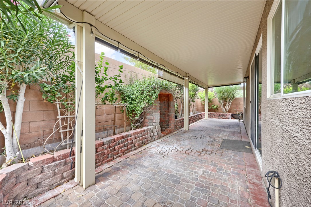 6781 Bristle Falls Street Las Vegas NV 89149
