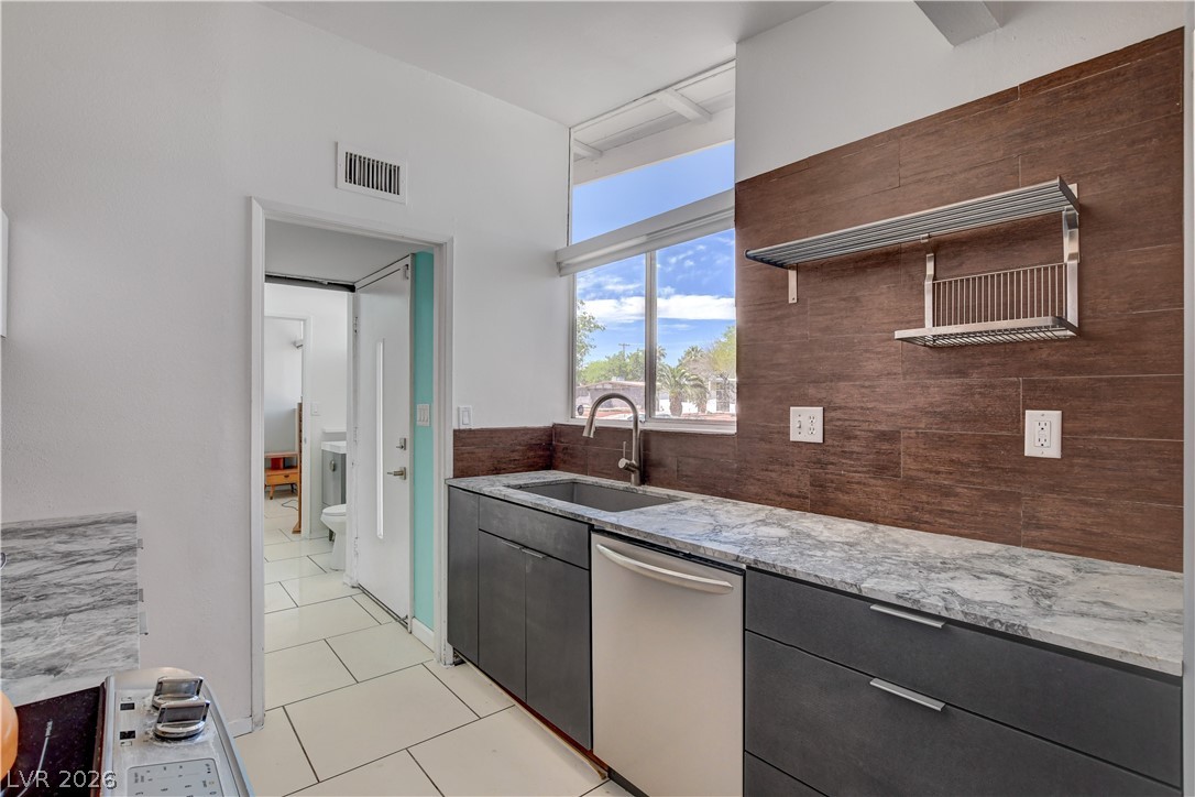 1995 Caballero Way Las Vegas NV 89169