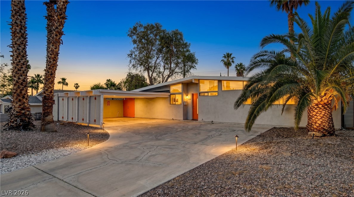 1995 Caballero Way Las Vegas NV 89169