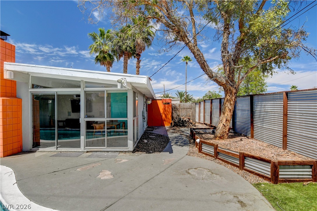 1995 Caballero Way Las Vegas NV 89169