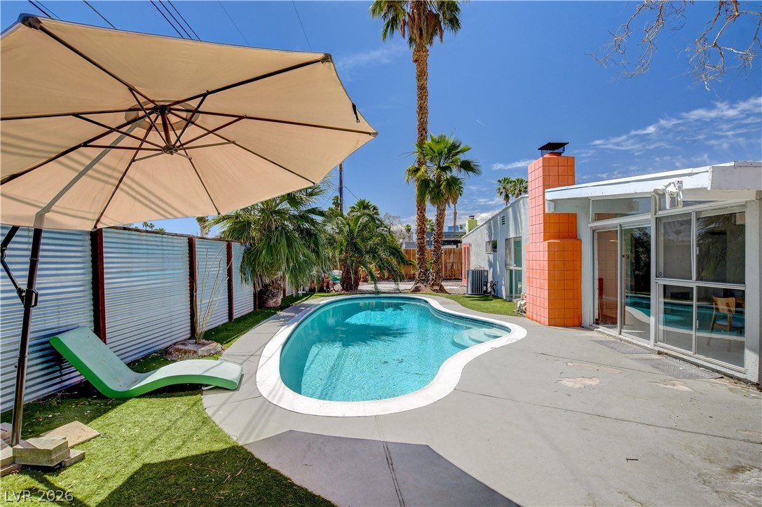 1995 Caballero Way Las Vegas NV 89169