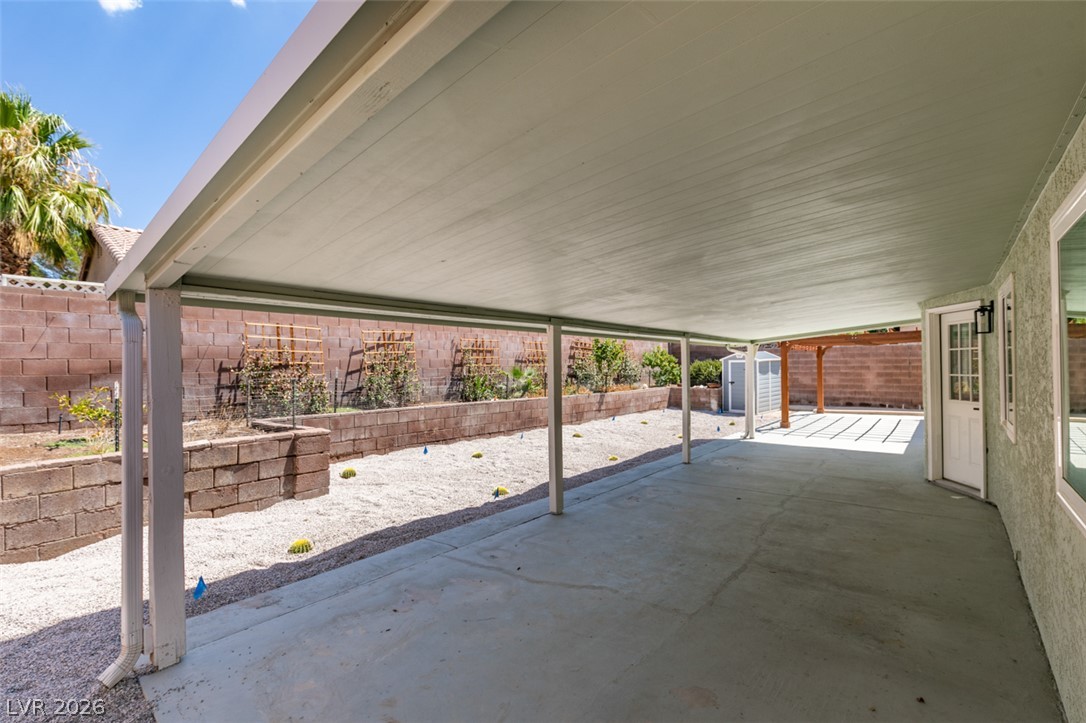 1816 Longmeadow Street Henderson NV 89002