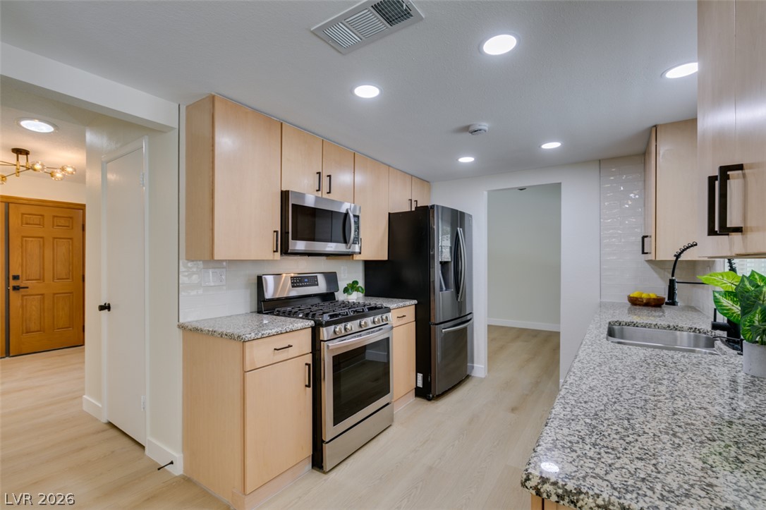 1816 Longmeadow Street Henderson NV 89002