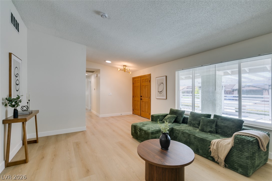 1816 Longmeadow Street Henderson NV 89002