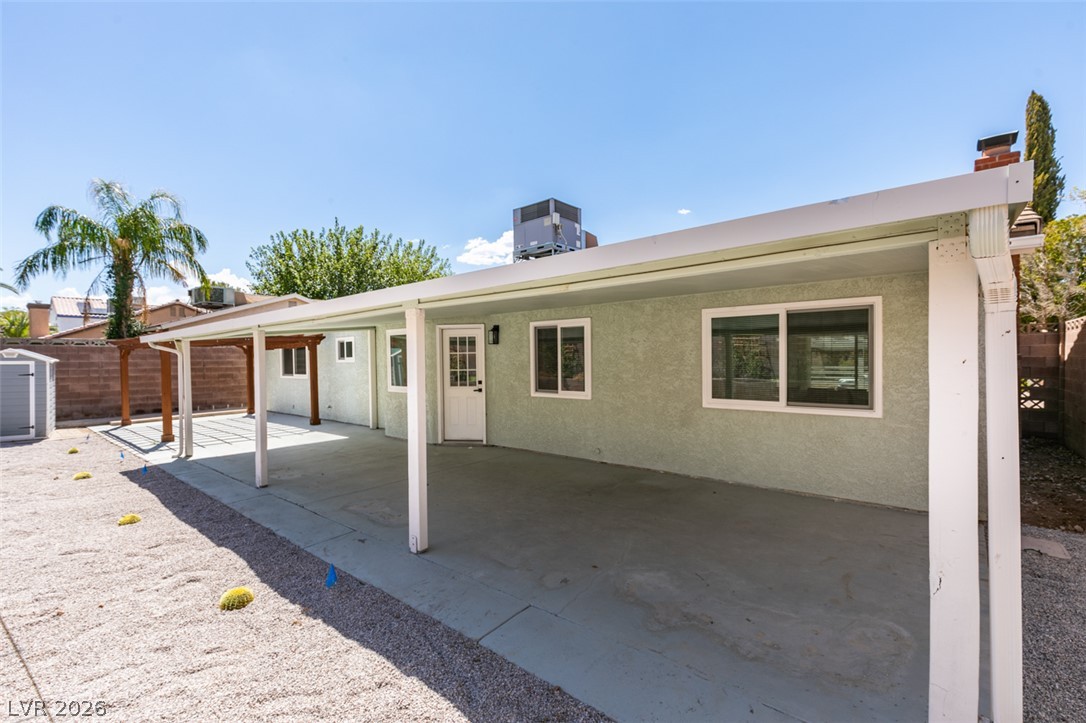 1816 Longmeadow Street Henderson NV 89002