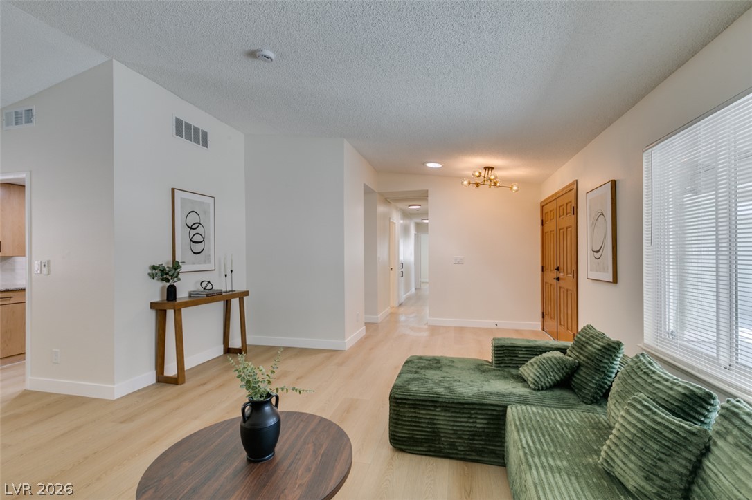 1816 Longmeadow Street Henderson NV 89002