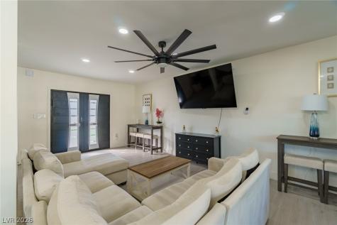 3080 Garnet Court Las Vegas NV 89121