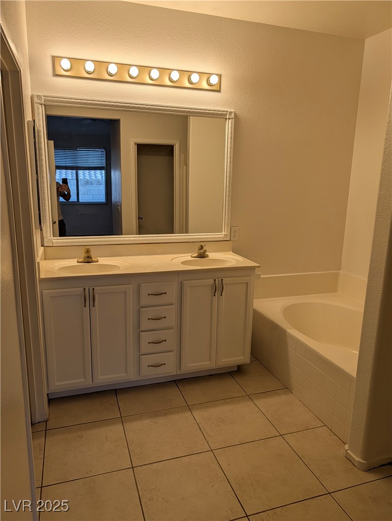 1194 Simms Avenue Henderson NV 89074