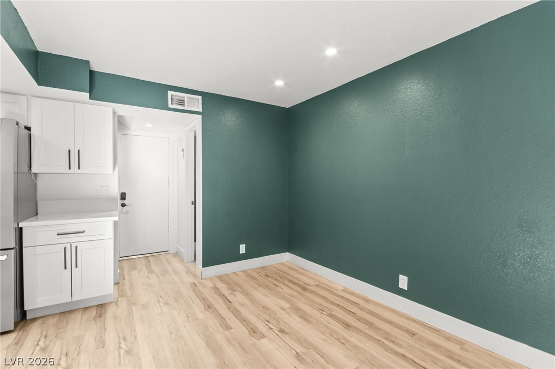 2431 Old Forge Lane 104 Las Vegas NV 89121