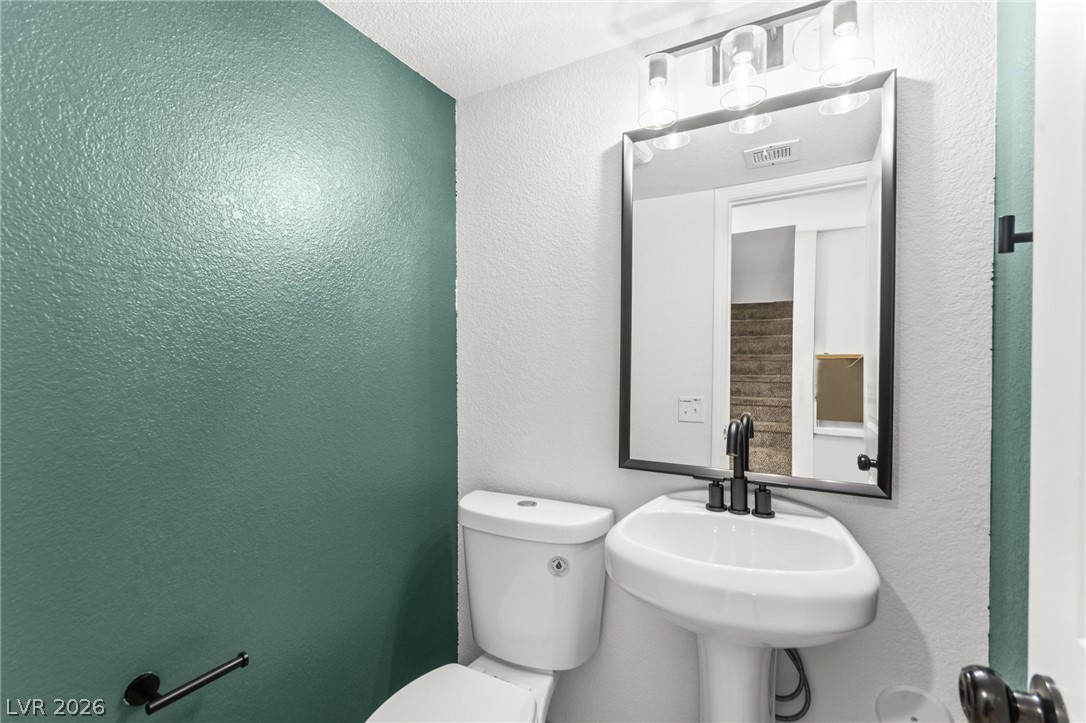 2431 Old Forge Lane 104 Las Vegas NV 89121