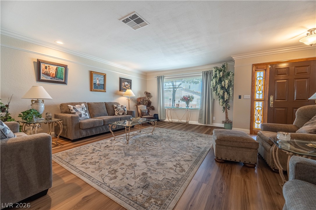 4656 Skyland Drive Las Vegas NV 89121