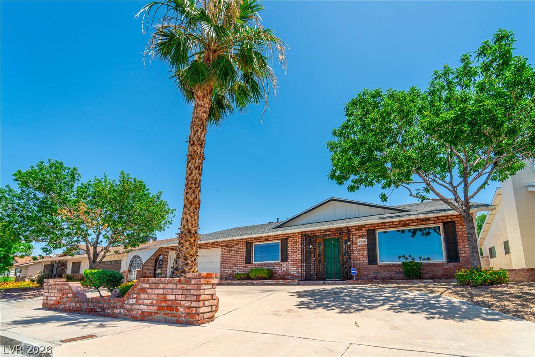 4656 Skyland Drive Las Vegas NV 89121