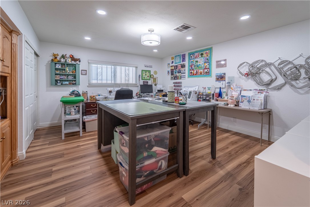 4656 Skyland Drive Las Vegas NV 89121
