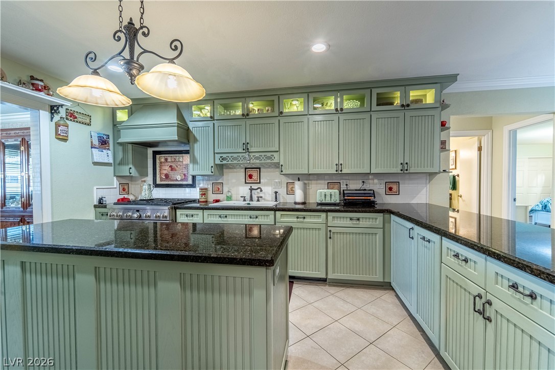 4656 Skyland Drive Las Vegas NV 89121
